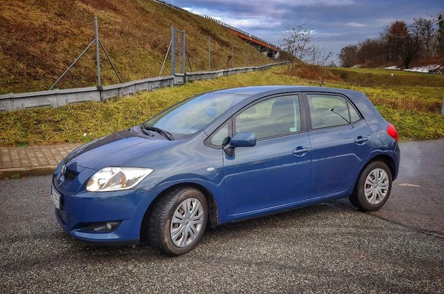 Toyota Auris cena 15198 przebieg: 259990, rok produkcji 2007 z Tuchów małe 92